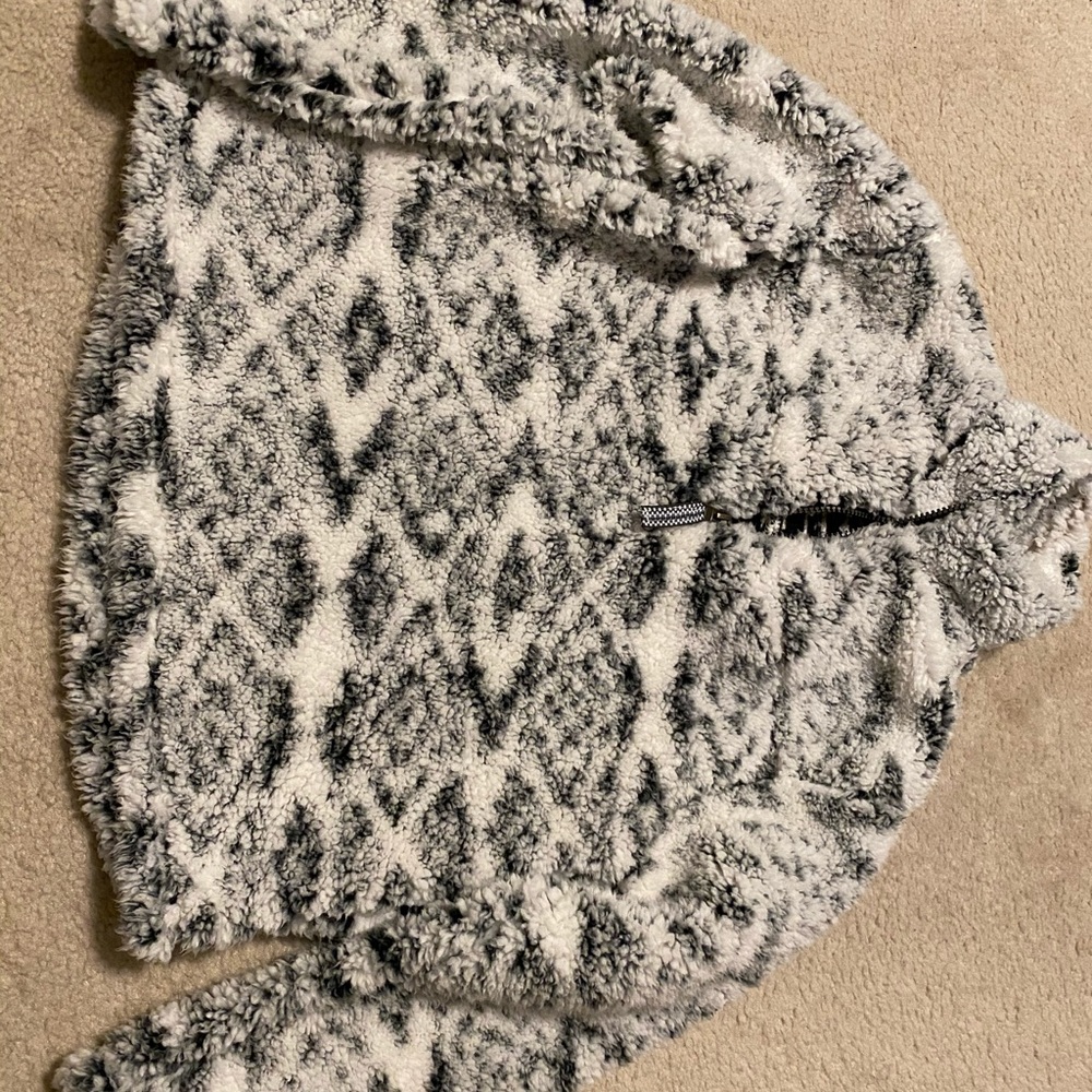 Kids Size 14/16 Sherpa Pullover
